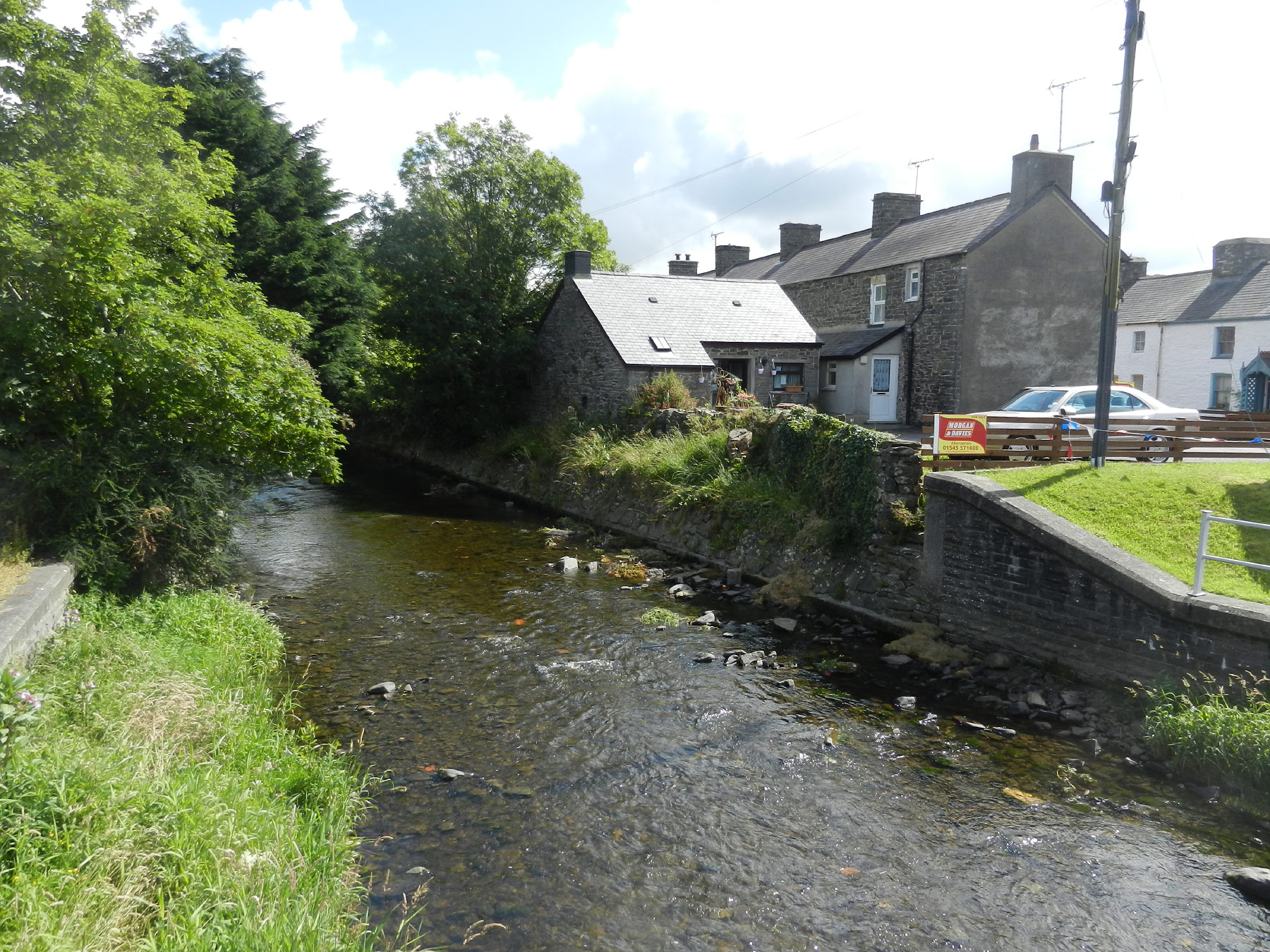 Llanrhystyd